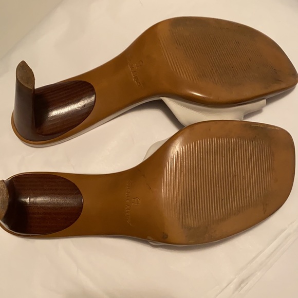 Etienne Aigner Slide Heeled Leather Sandals - Picture 11 of 11